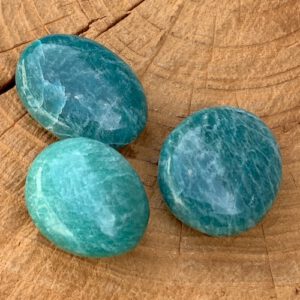 Amazoniet knuffelsteen 16-18 gram